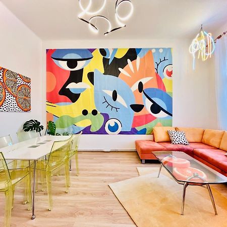 Sunny City - Apartment In Spa Zone With Private Garage การ์โลวีวารี ภายนอก รูปภาพ