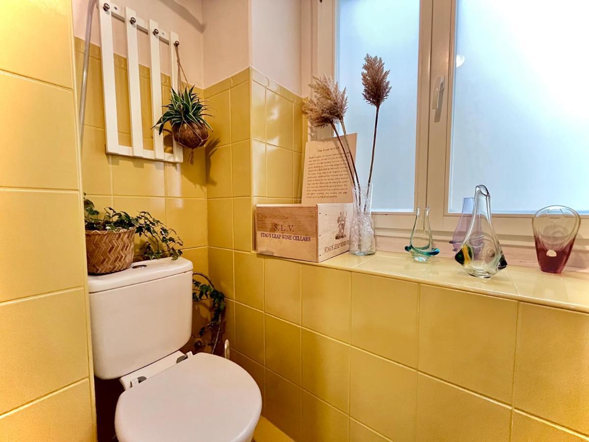 Sunny City - Apartment In Spa Zone With Private Garage การ์โลวีวารี ภายนอก รูปภาพ